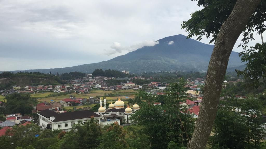 Astani Family Home Bukittinggi Exterior photo